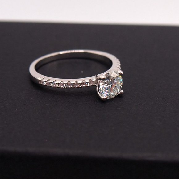 Stunning Petite GRA Certified 1.00Ctw Moissanite Diamond Ring - Picture 7 of 12